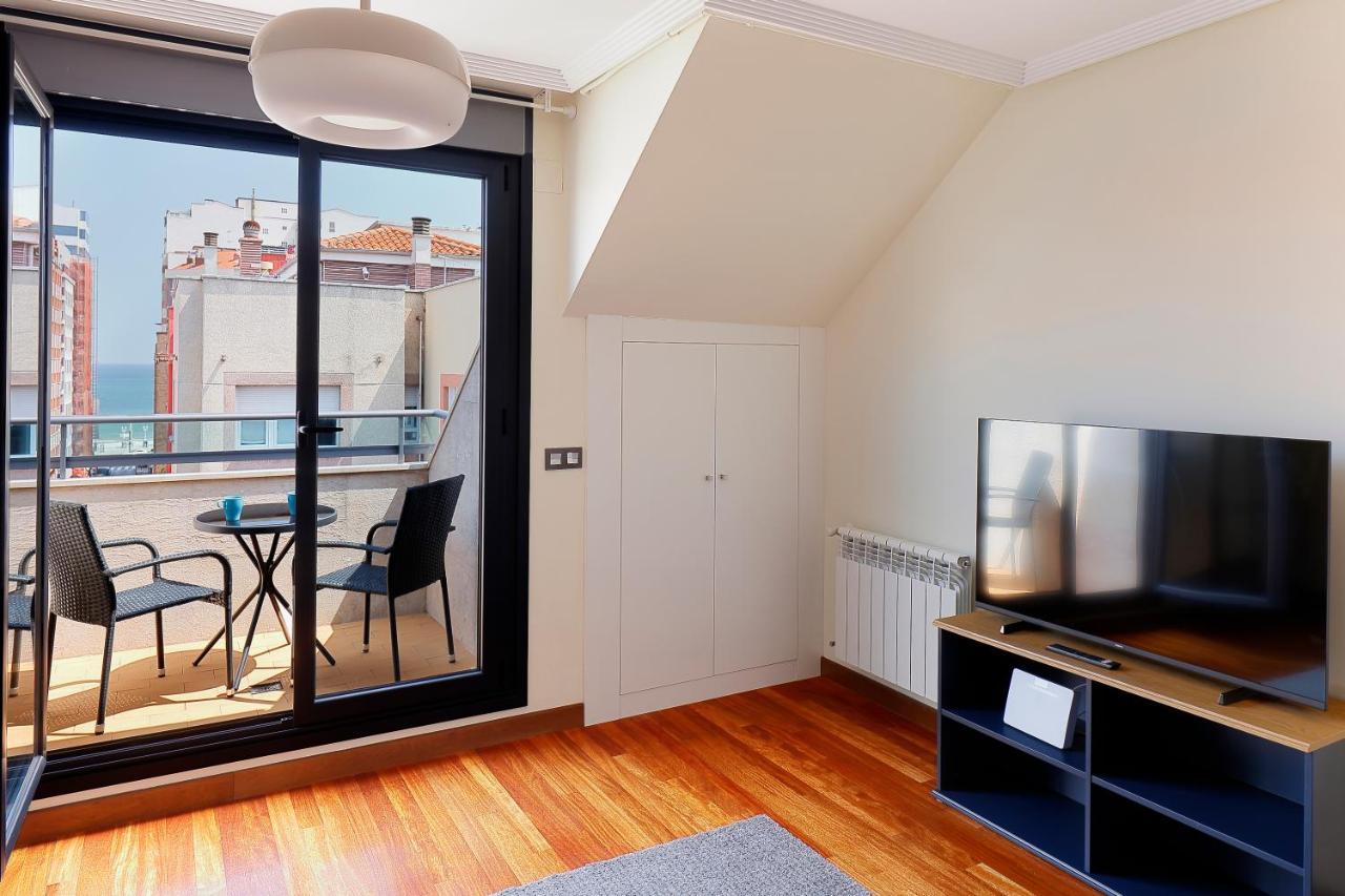 Atico Con Terraza, Vistas Al Mar Y Parking En Playa De S Lorenzo Gijon Bagian luar foto