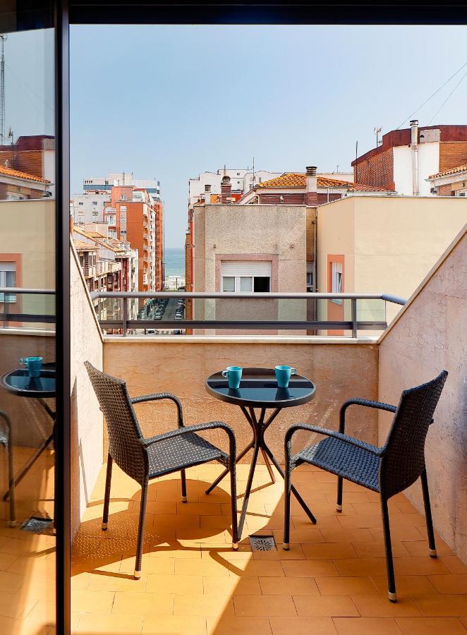 Atico Con Terraza, Vistas Al Mar Y Parking En Playa De S Lorenzo Gijon Bagian luar foto