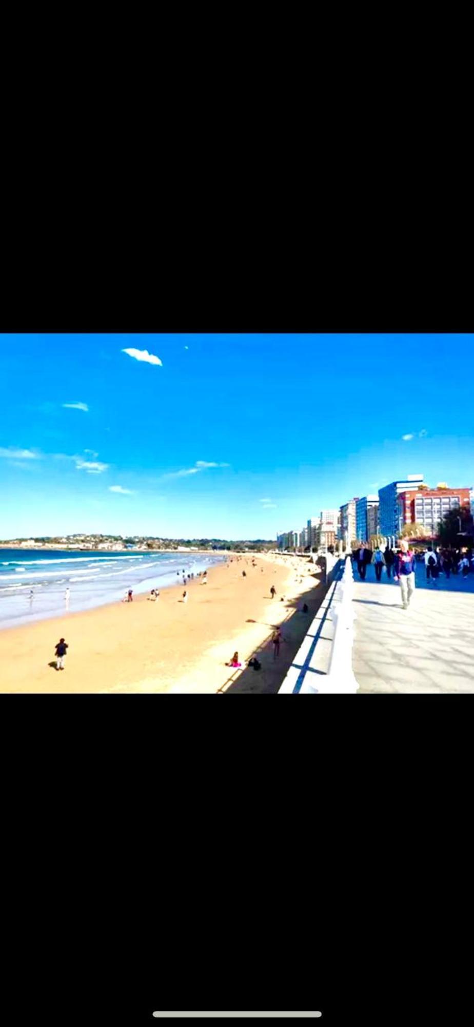 Atico Con Terraza, Vistas Al Mar Y Parking En Playa De S Lorenzo Gijon Bagian luar foto